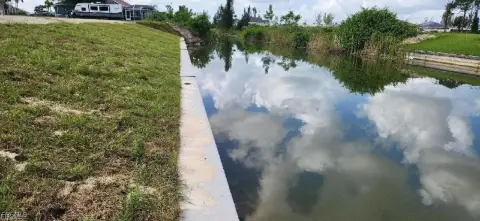 Cape Coral Freshwater Lot