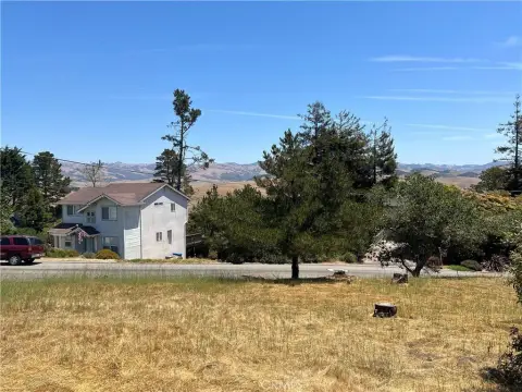 Cambria Land with Mountain Views