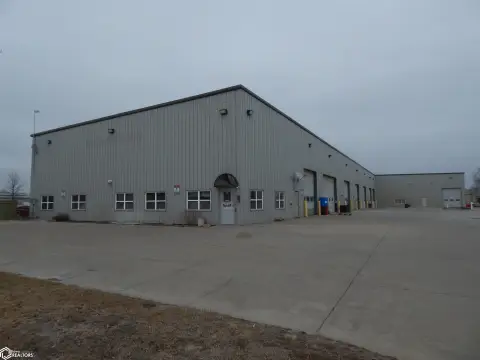 Flex Space with Oversized Doors