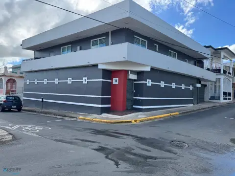 Commercial Building in Central Caguas