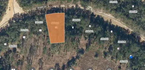Residential Land in Interlachen Lakes