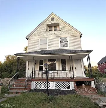 2-Unit Duplex with Updated Interiors