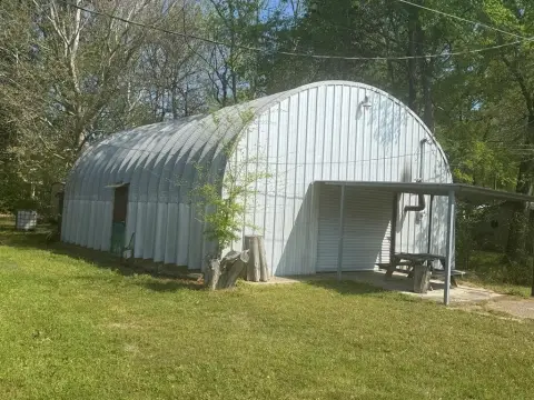 Zavalla Warehouse Style Commercial Space