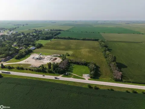 Productive Farmland Near Gilmore City