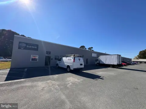 Flex Space with Drive-In Door