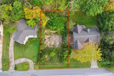 Lakefront Lot in Bella Vista