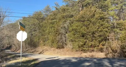 5 Acres in Kodak, TN