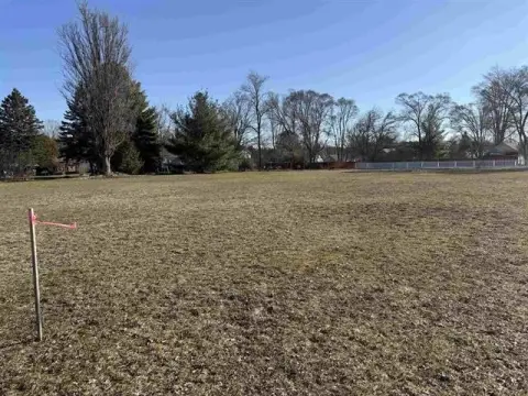 Residential Land in Kingsley Village