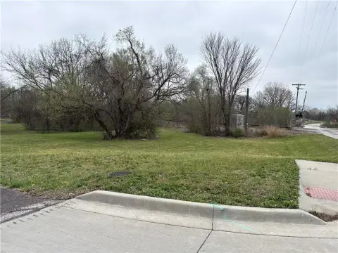 Land in Edgerton, Kansas