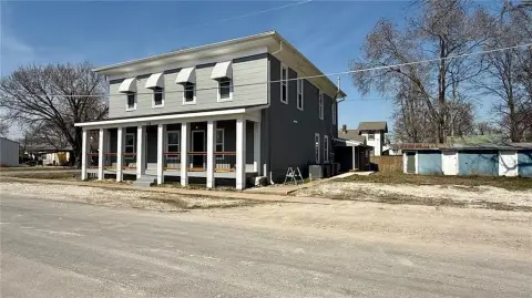 Renovated 5-Unit Apartment Building