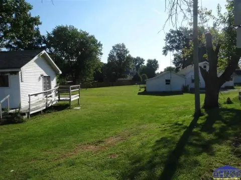 Land for Retail or Development