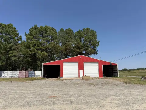 Warehouse Space with Covered Storage