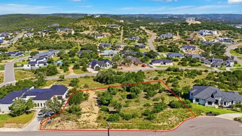 Residential Cul-de-Sac Homesite
