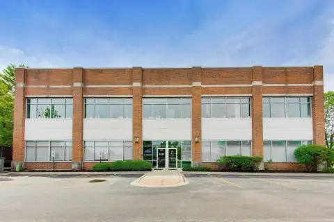 Turnkey Office Condo in Glenview