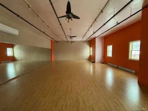 Retail Space with High Ceilings