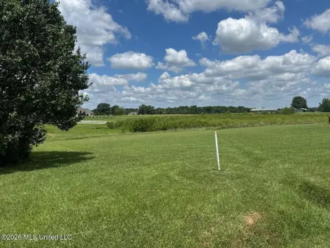 Waterfront Cul-de-Sac Land Lot