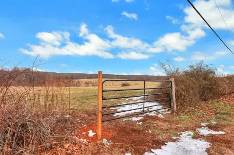 Greer, SC Acreage with Views