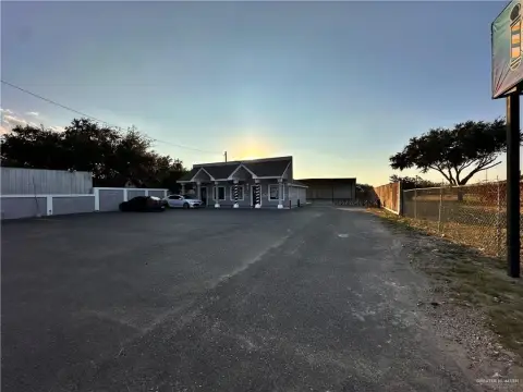 Mixed-Use Property in Mission, TX