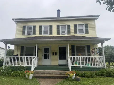 Corner Lot Duplex with 4 Bedrooms