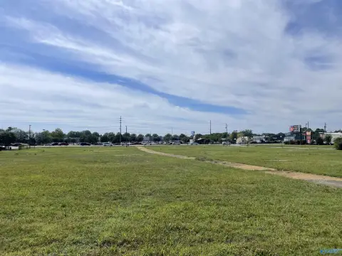 Huntsville Commercial Land Opportunity