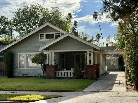 Remodeled Rear-Unit Duplex