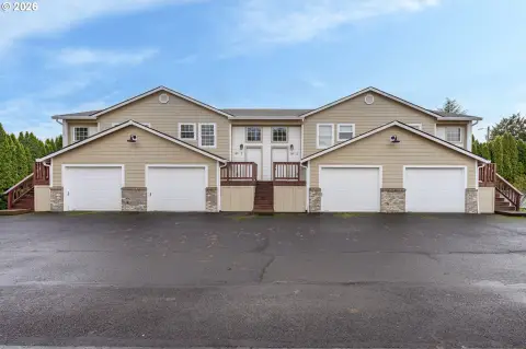 Newberg Fourplex: Turnkey Investment