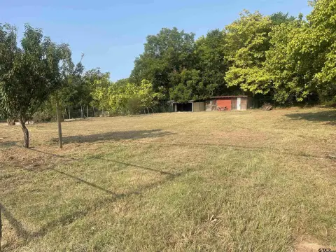 Fenced Flex Space with Storage