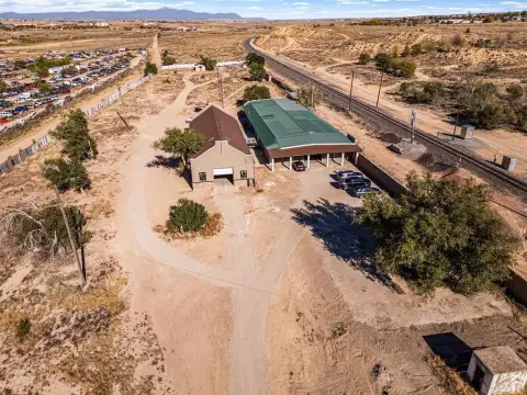Industrial Building on Large Lot