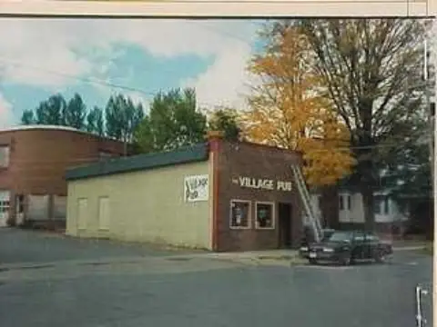 Former Pub in Disrepair