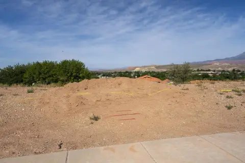 La Verkin Land Near Zion