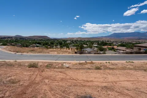 La Verkin Land Near Zion
