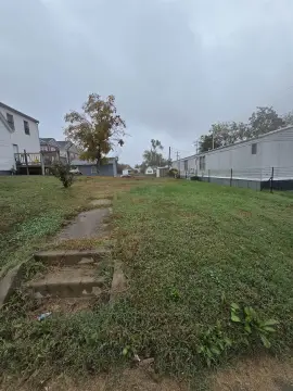 Residential Land in Henderson, KY