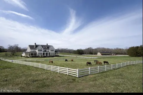 Agricultural Land with Creek Corner