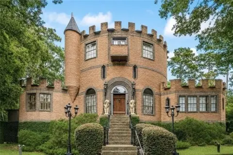 Wedding Venue with Castle-Inspired Architecture