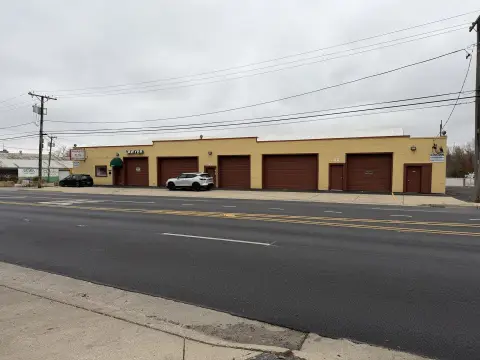 Aurora Commercial Property For Sale