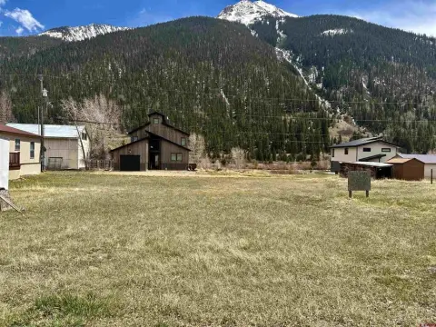 Premium Lots Near Kendall Mountain