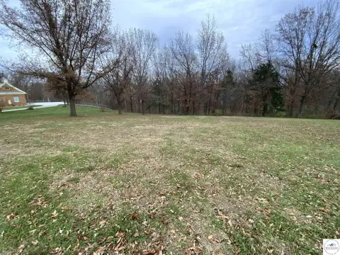 Vacant Lot in Inglewood Subdivision