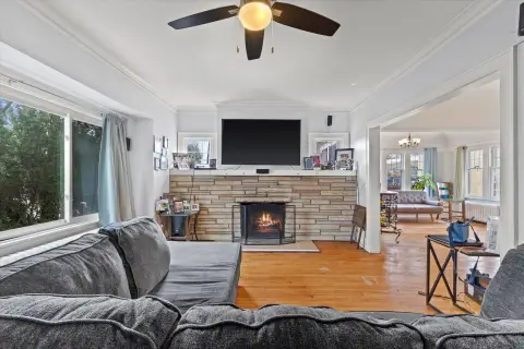 Duplex Near Wauwatosa Border