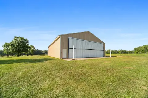 Aviation Estate & Airpark Opportunity