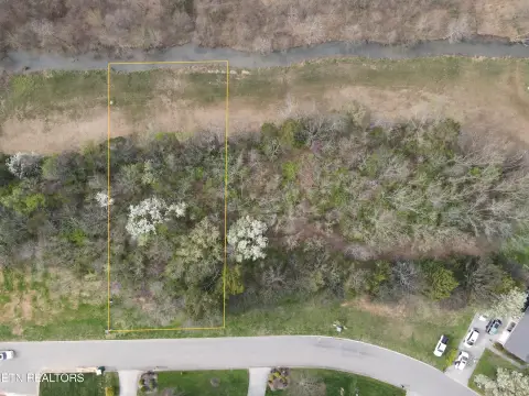 Residential Lot in Halls