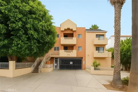 Mid-Wilshire Multifamily Investment Opportunity