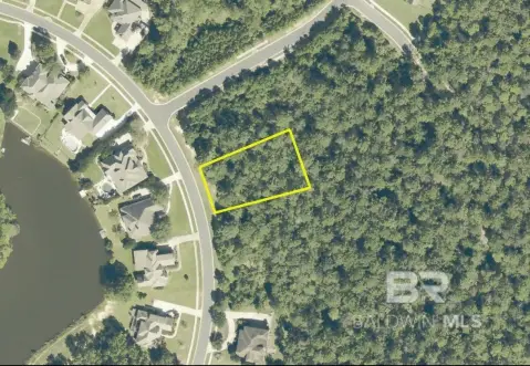 Residential Lots in Stillwater Community