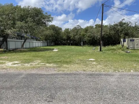 Residential Lot in Rockport, TX