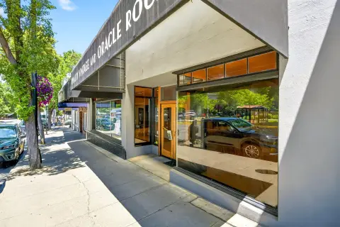 Retail Space in Ashland Plaza