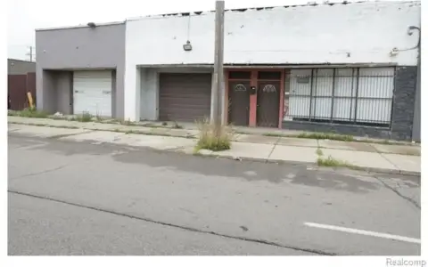 Detroit Commercial Space For Sale