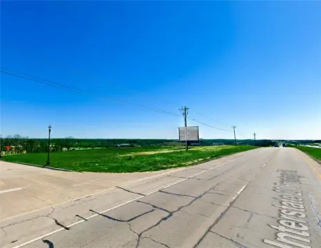 Commercial Land with Dual Frontage