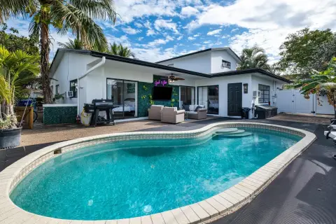 Remodeled Triplex with Private Pool