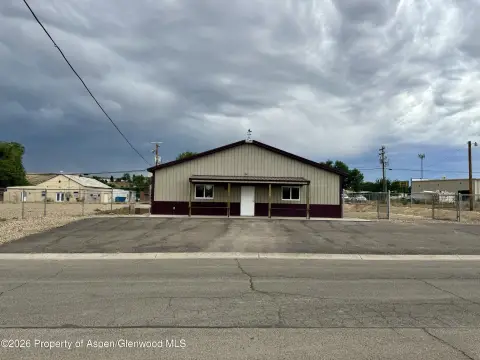 Fenced Commercial Shop with Office