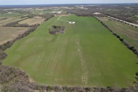 101.5 Acres Near Highway 60