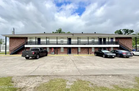 16-Unit Extended-Stay Property